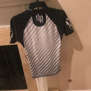 Breakpoint rashguard small